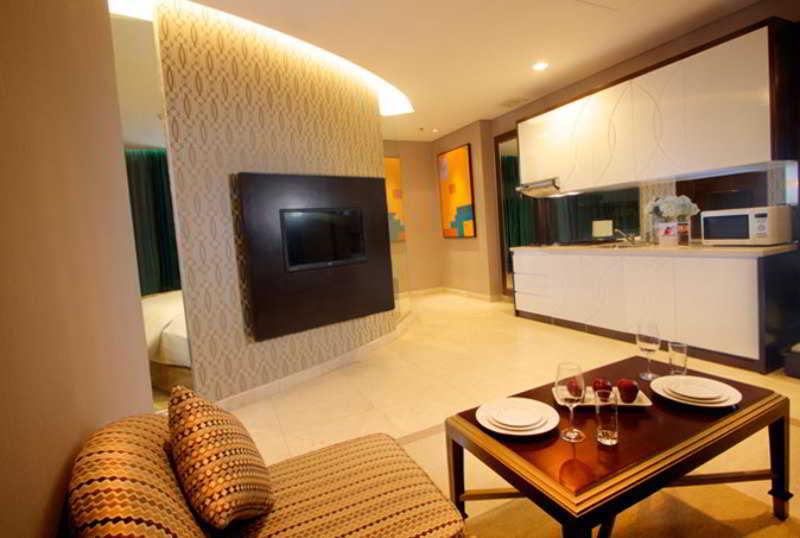 The Grove Suites By Grand Aston Джакарта Екстериор снимка